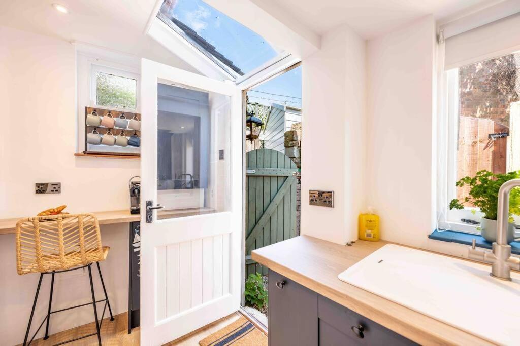 The Lymington Sailor'S Cottage Exterior foto