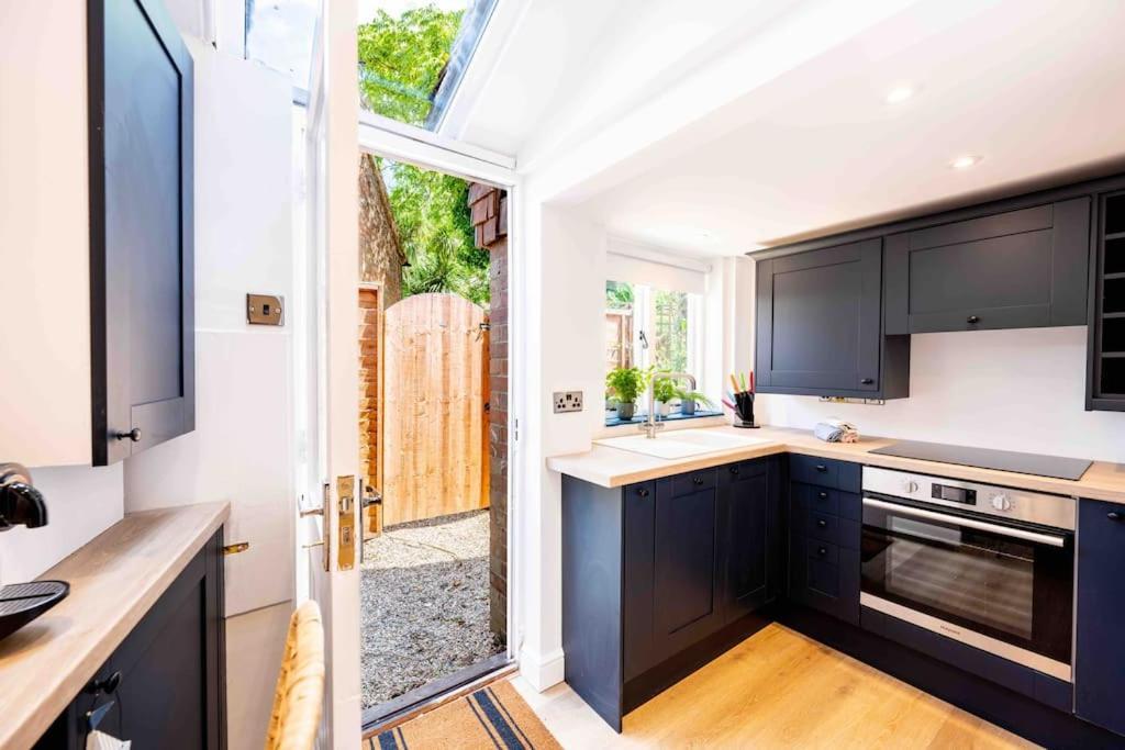 The Lymington Sailor'S Cottage Exterior foto